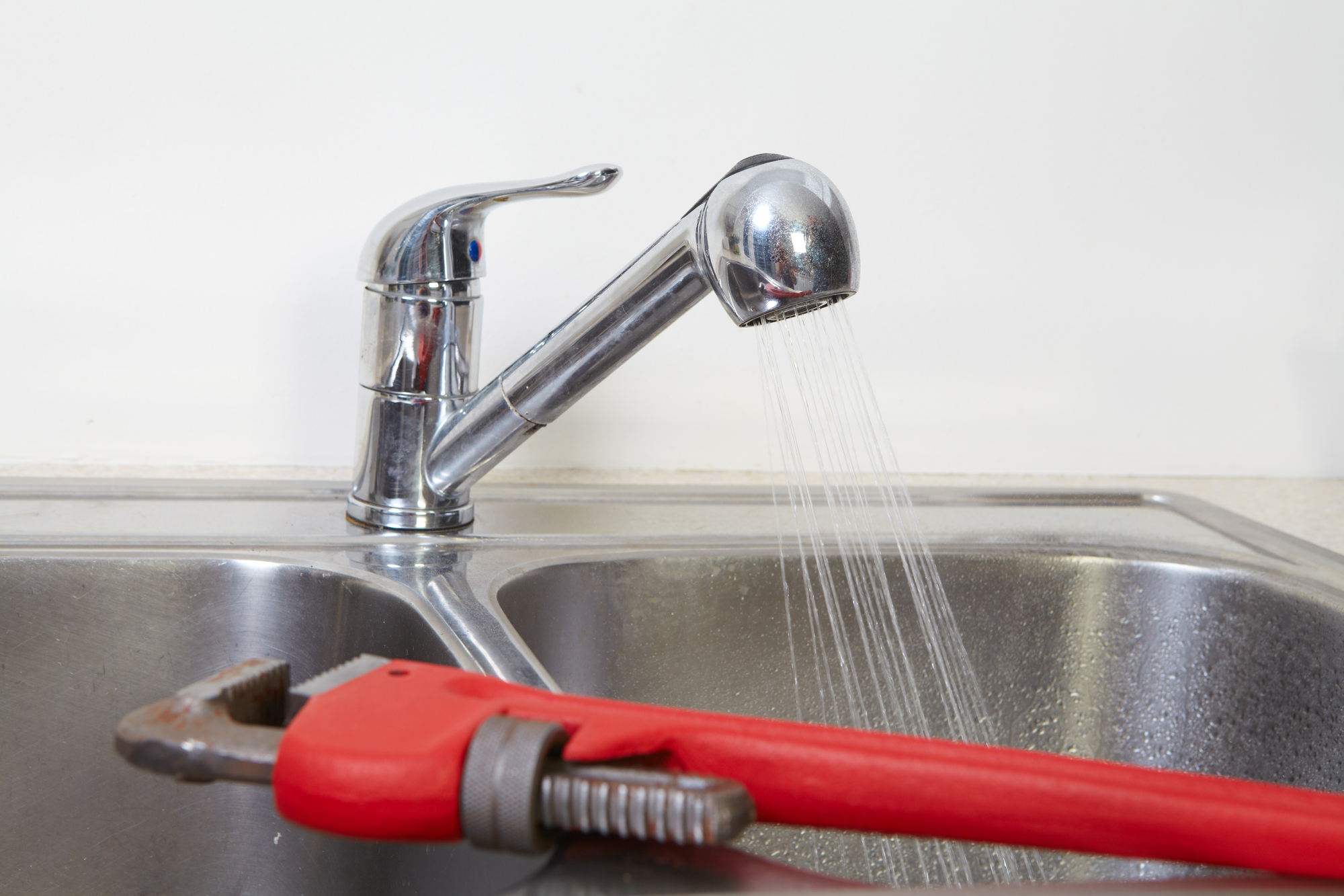 How to Find Leak Under Kitchen Sink