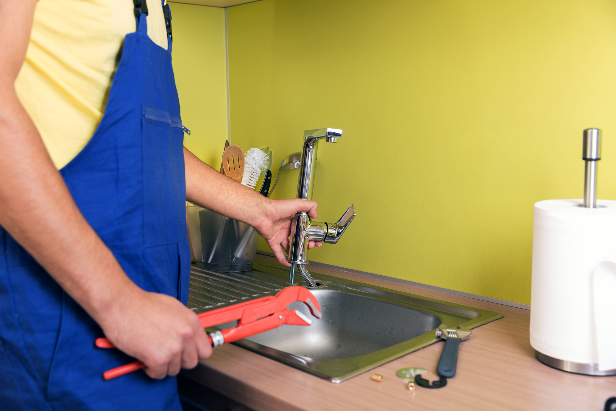 How To Tighten Garbage Disposal Blades